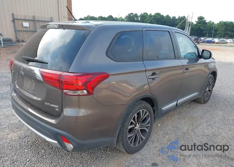 2016 Mitsubishi Outlander Se/Sel из США, поврежденный, VIN JA4AD3A38GZ048297